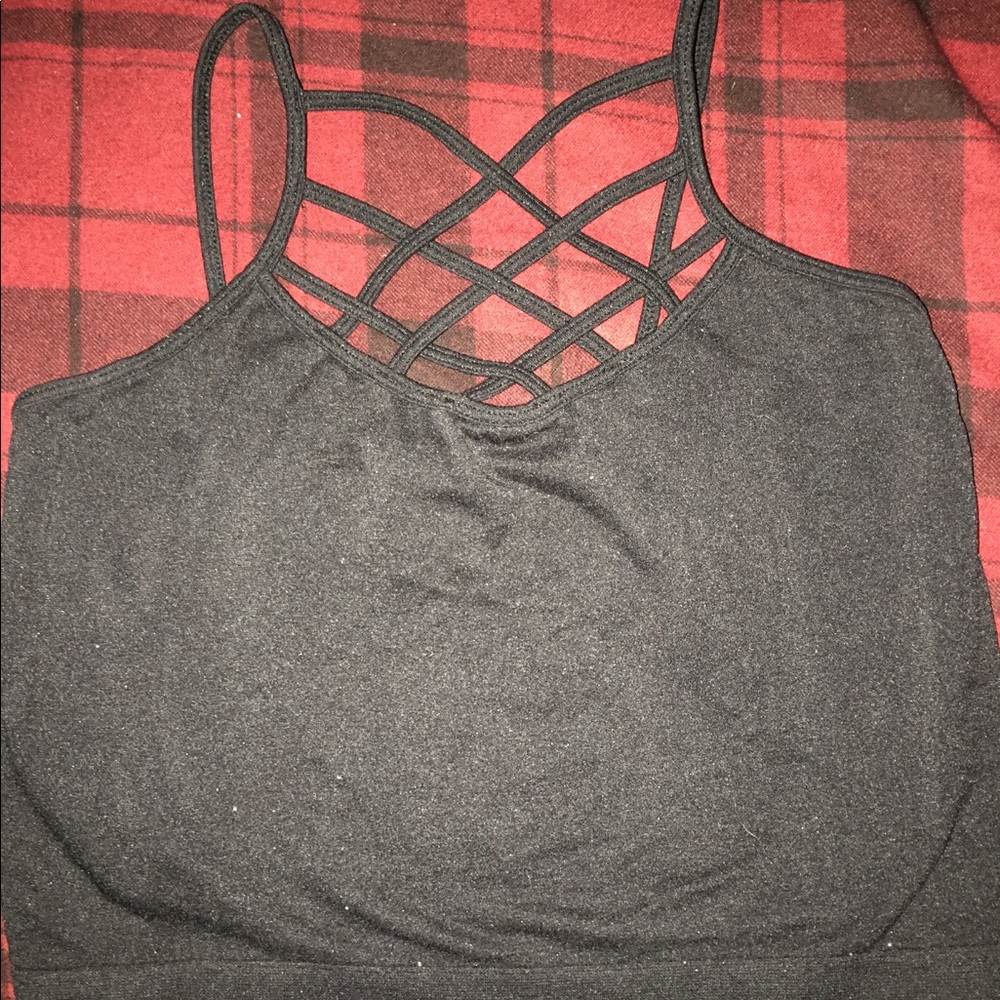 Black Stretchy Criss Cross Strap Crop Top